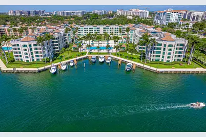 100 SE 5th Avenue #412, Boca Raton, FL 33432 - Photo 1