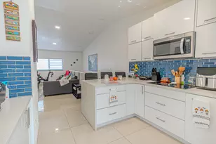 7690 W 29th Way, Hialeah, FL 33018 - Photo 4