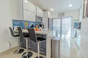 7690 W 29th Way, Hialeah, FL 33018 - Photo 6