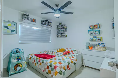 7690 W 29th Way #202, Hialeah, FL 33018 - Photo 8