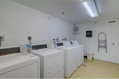 3850 Washington Street #812, Hollywood, FL 33021 - Photo 32