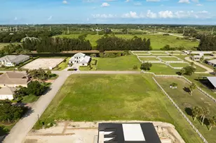 7635 S Polo Grounds Ln, Vero Beach, FL 32966 - Photo 30