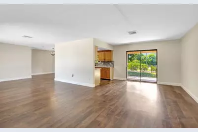 11630 Anhinga Drive, Wellington, FL 33414 - Photo 4