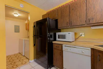 318 Pine Ridge Circle #C-2, Greenacres, FL 33463 - Photo 14