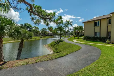 318 Pine Ridge Circle #C-2, Greenacres, FL 33463 - Photo 26