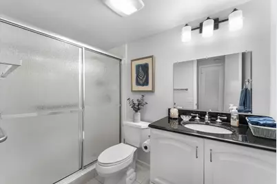 4266 Deste Court #302, Lake Worth, FL 33467 - Photo 4