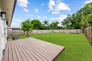 1531 NW 7th Ave NW, Fort Lauderdale, FL 33311 - Photo 2