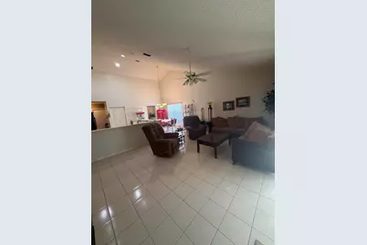 16320 NW 9th Drive, Pembroke Pines, FL 33028 - Photo 10
