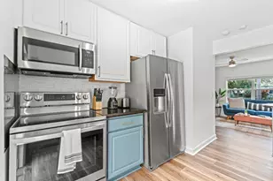 827 Nathan Hale Rd, West Palm Beach, FL 33405 - Photo 10