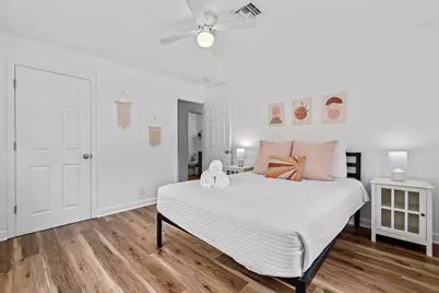 827 Nathan Hale Road, West Palm Beach, FL 33405 - Photo 12