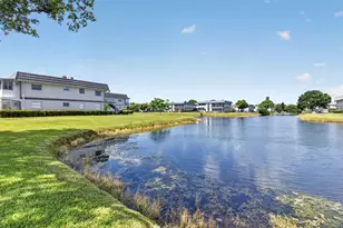 65 Saxony B, Delray Beach, FL 33446 - Photo 4