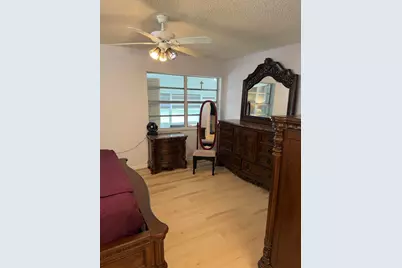 127 Lake Rebecca Drive, West Palm Beach, FL 33411 - Photo 8