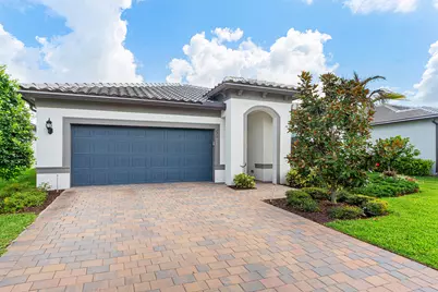 770 SE Courances Drive, Port Saint Lucie, FL 34984 - Photo 2