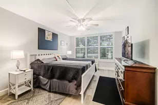 933 Cypress Grove Dr, Pompano Beach, FL 33069 - Photo 22