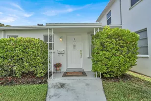 10084 Meridian Way N, Palm Beach Gardens, FL 33410 - Photo 4