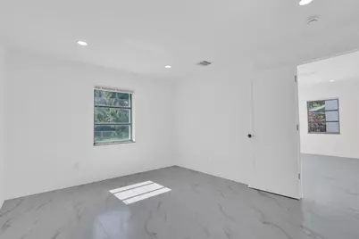 10084 Meridian Way N #4, Palm Beach Gardens, FL 33410 - Photo 16