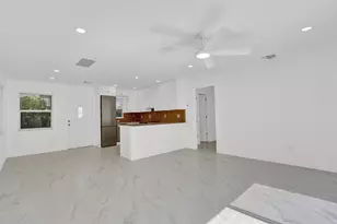 10084 Meridian Way N, Palm Beach Gardens, FL 33410 - Photo 12