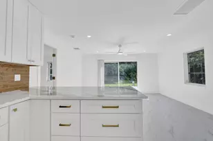 10084 Meridian Way N, Palm Beach Gardens, FL 33410 - Photo 8