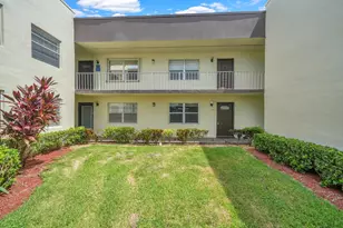 742 Normandy P, Delray Beach, FL 33484 - Photo 2