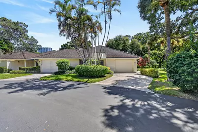 11453 Shady Oaks Lane, North Palm Beach, FL 33408 - Photo 2