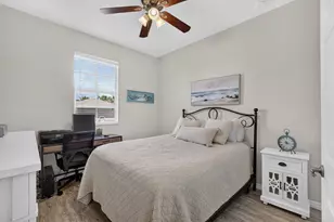 128 W Royal Palm Cir, Jupiter, FL 33458 - Photo 50