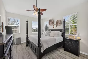 128 W Royal Palm Cir, Jupiter, FL 33458 - Photo 36