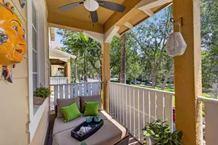 128 W Royal Palm Cir, Jupiter, FL 33458 - Photo 56