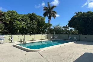 505 Spencer Dr, West Palm Beach, FL 33409 - Photo 4
