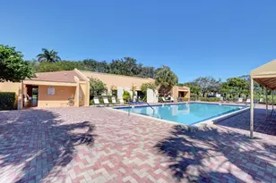 6048 Coral Lake Dr, Margate, FL 33063 - Photo 24