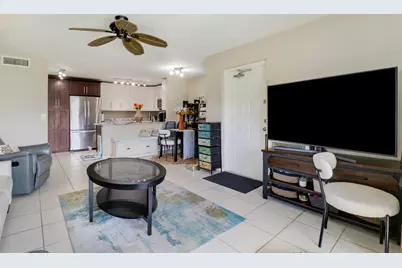 1013 Green Pine Boulevard #C2, West Palm Beach, FL 33409 - Photo 8