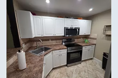 10046 Winding Lake Road #202, Sunrise, FL 33351 - Photo 8