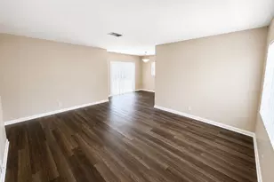 4125 Woodside Dr, Coral Springs, FL 33065 - Photo 6