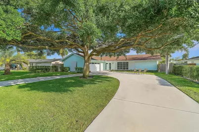 4193 Hyacinth Circle N, Palm Beach Gardens, FL 33410 - Photo 1