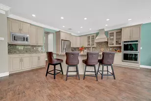 9535 Phipps Ln, Wellington, FL 33414 - Photo 8