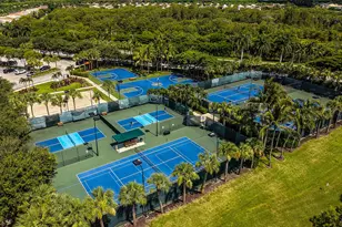 9535 Phipps Ln, Wellington, FL 33414 - Photo 44