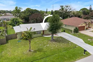 636 SW Eyerly Ave, Port Saint Lucie, FL 34983 - Photo 28