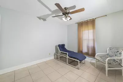 636 SW Eyerly Avenue, Port Saint Lucie, FL 34983 - Photo 14