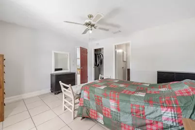 636 SW Eyerly Avenue, Port Saint Lucie, FL 34983 - Photo 18