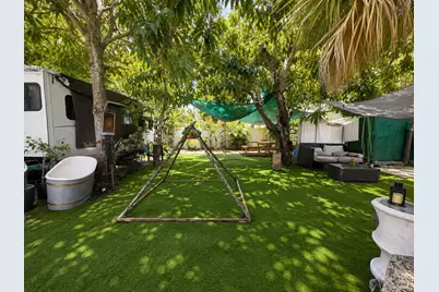 830 NE 135th Street, North Miami, FL 33161 - Photo 30