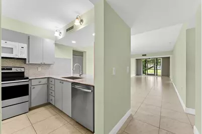 6205 Balboa Circle #102, Boca Raton, FL 33433 - Photo 4