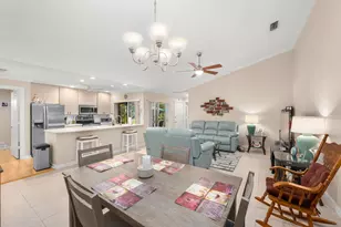 1258 NW Sun Terrace Cir, Port Saint Lucie, FL 34986 - Photo 8