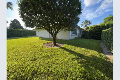 10520 NW 43rd Court, Coral Springs, FL 33065 - Photo 16