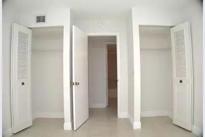 815 Sky Pine Way #D2, Greenacres, FL 33415 - Photo 22