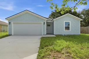 4327 Bessie Cir E, Jacksonville, FL 32209 - Photo 1