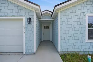 4327 Bessie Cir E, Jacksonville, FL 32209 - Photo 2