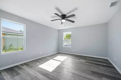 4327 Bessie Circle E, Jacksonville, FL 32209 - Photo 18