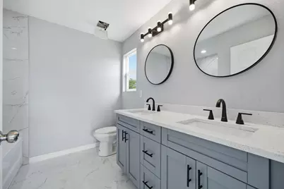 4327 Bessie Circle E, Jacksonville, FL 32209 - Photo 20