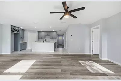 4327 Bessie Circle E, Jacksonville, FL 32209 - Photo 14