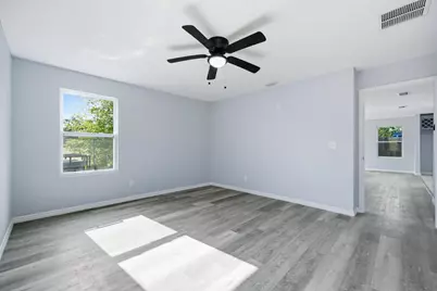 4327 Bessie Circle E, Jacksonville, FL 32209 - Photo 22