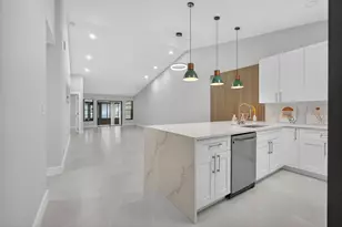 10924 Roebelini Palm Ct, Boynton Beach, FL 33437 - Photo 6